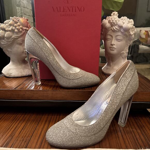 NEW NORDSTROM VALENTINO shoes size 40 WOMEN SILVER CLEAR HEEL MRSP